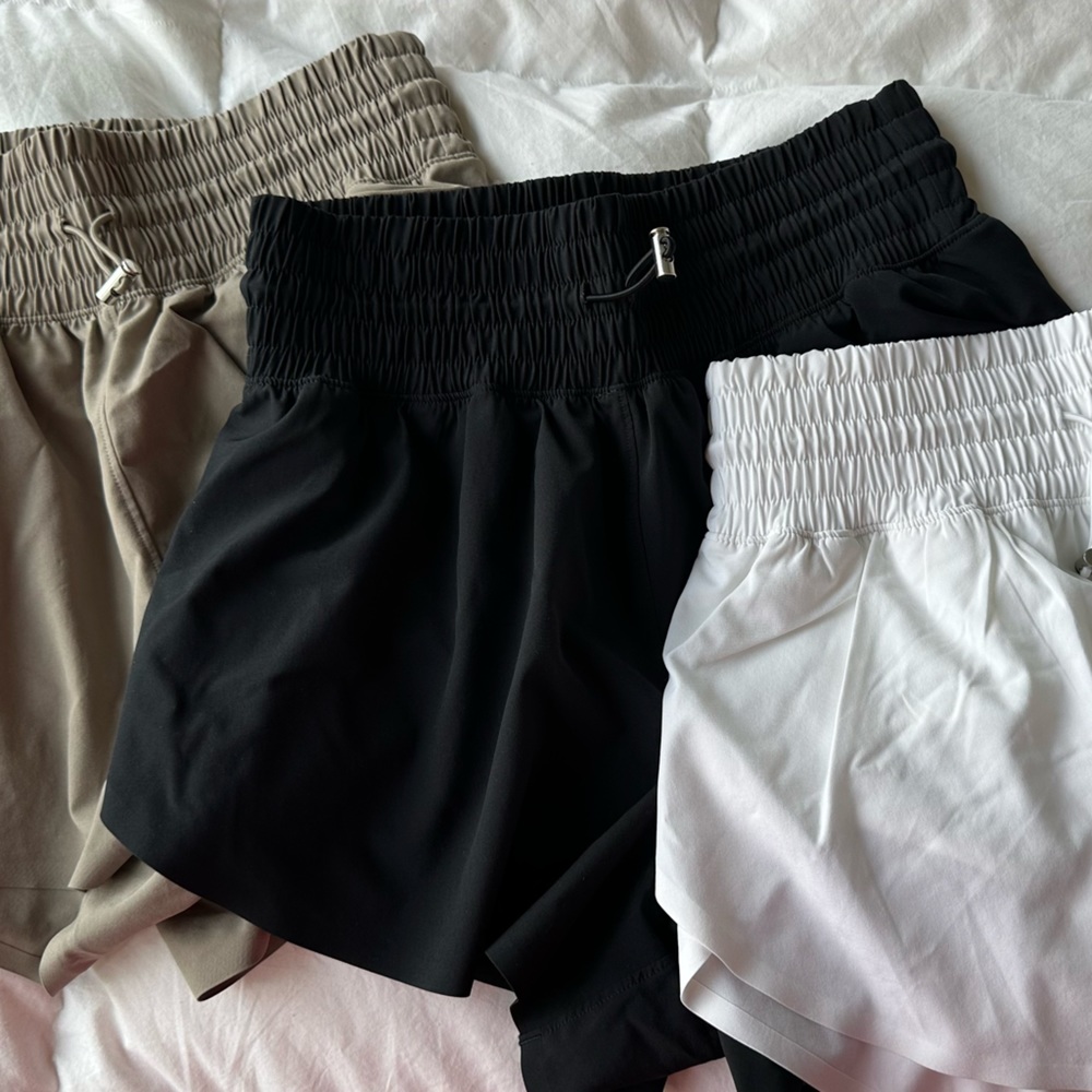 Abercrombie Ultra High Rise Flyaway Shorts - XS
